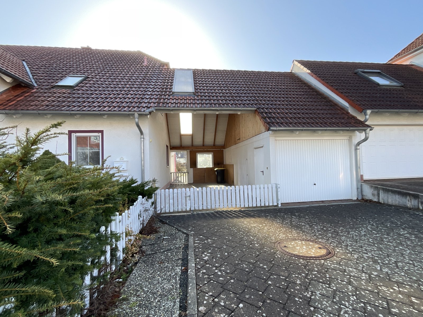 Zuhause für die ganze Familie – Großzügiges 2-Familienhaus mit Wintergarten und WoMo Stellplatz