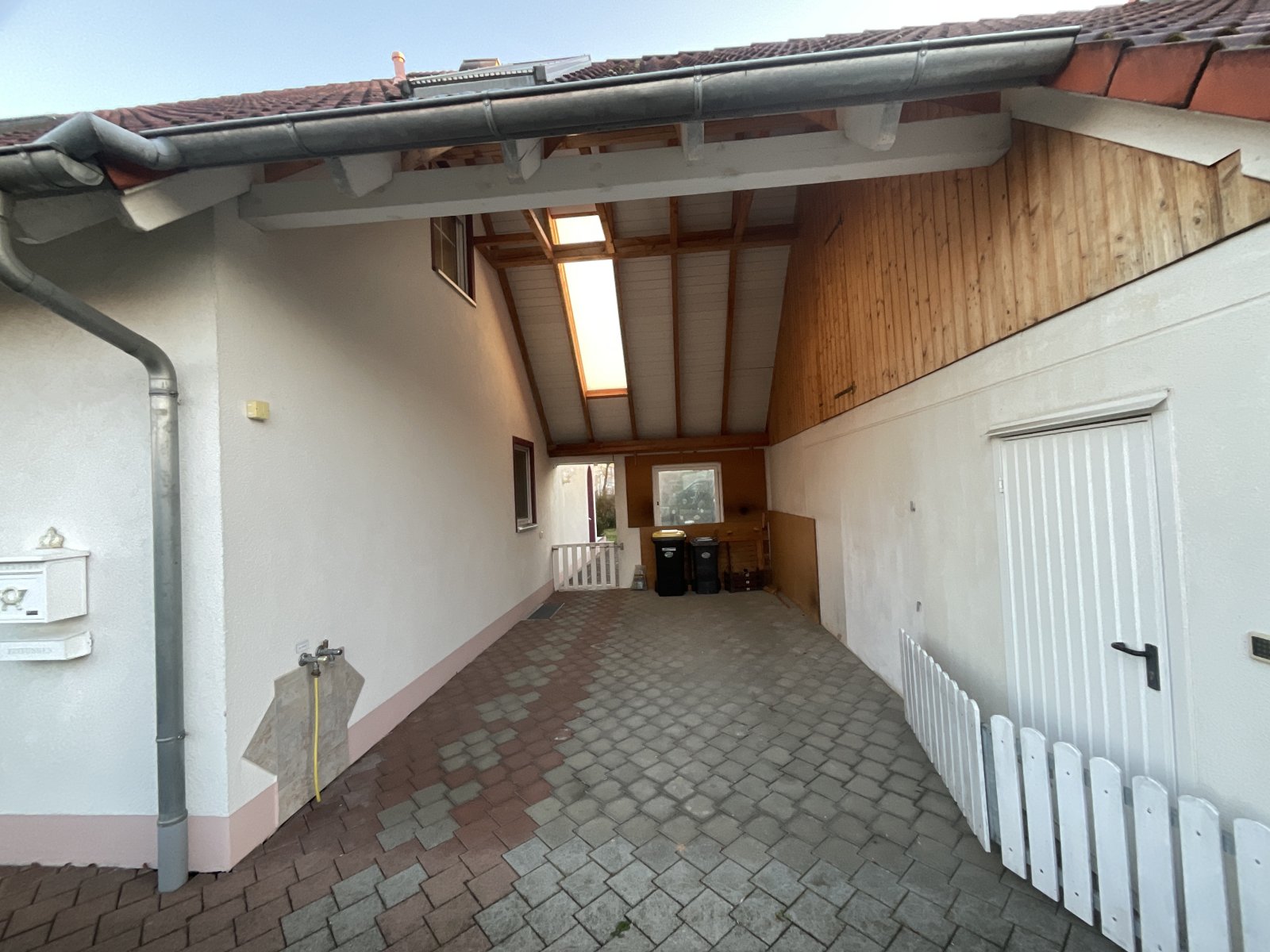 Zuhause für die ganze Familie – Großzügiges 2-Familienhaus mit Wintergarten und WoMo Stellplatz