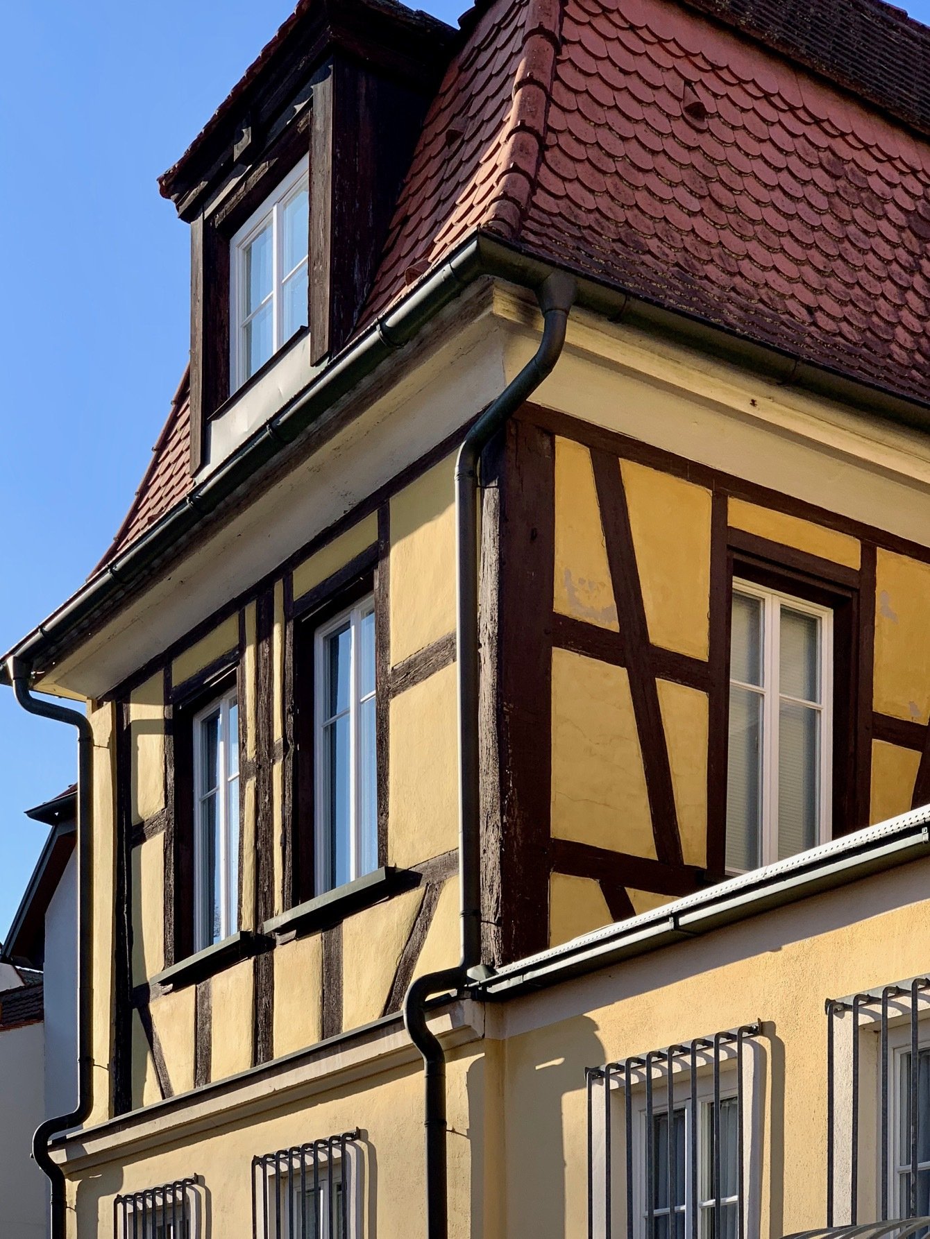 Historisches Flair trifft moderne Rendite – Gepflegtes Anlageobjekt im Herzen von Bad Windsheim