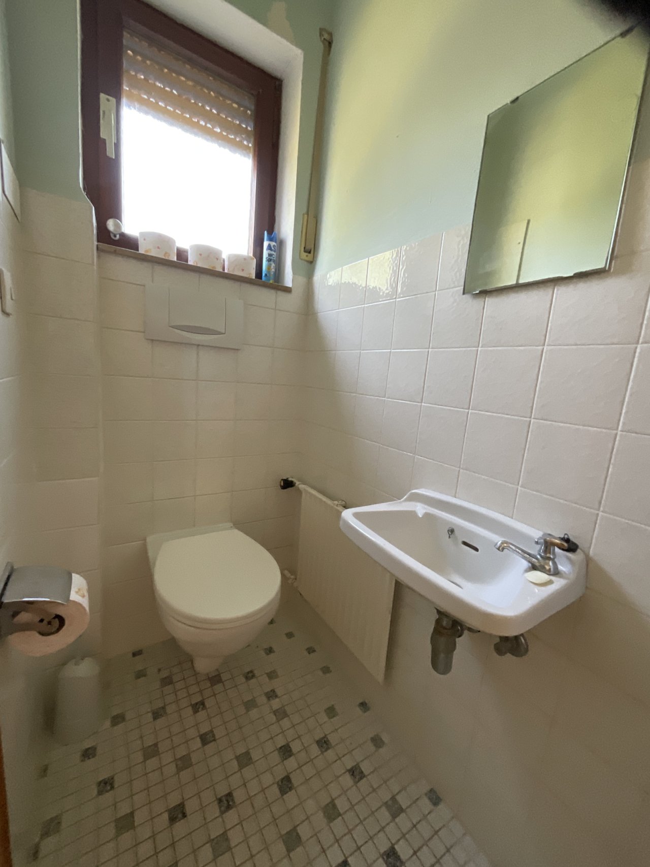 WC Erdgeschoss WC Erdgeschoss