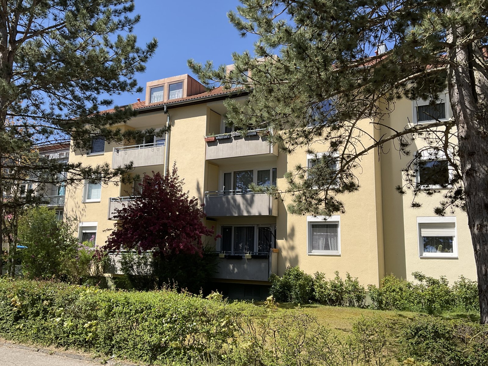 Schönes Wohnen in ruhiger Umgebung Schönes Wohnen in ruhiger Umgebung